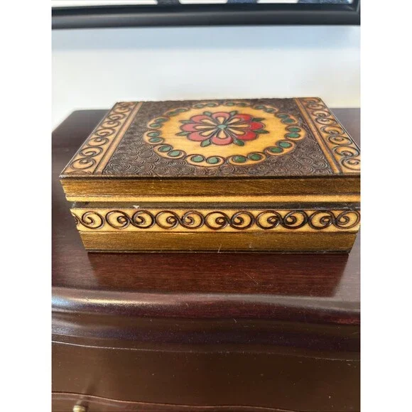 Mystery Jewelry Box, All Wearable, Vintage To Now - Picture 3 of 8